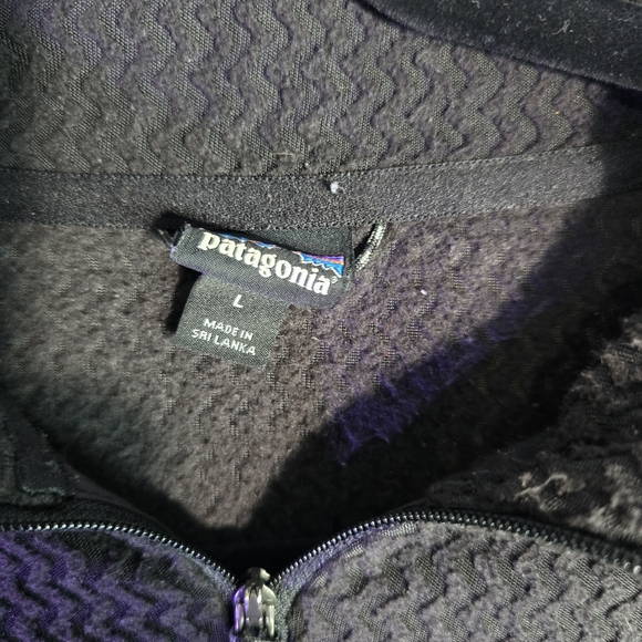 GUC - Patagonia R1 Air Zip Neck Black L - Picture 4 of 9